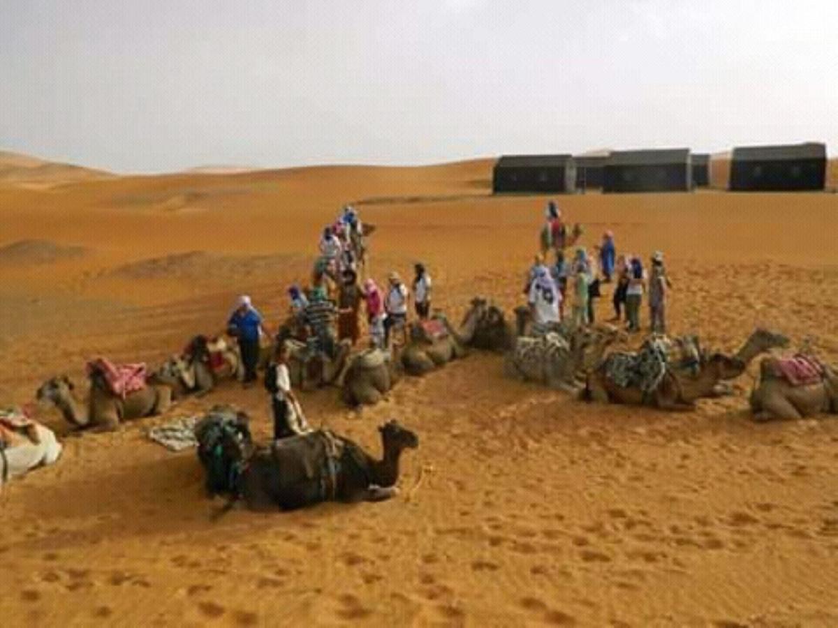 Restcamp Ergchebbi Hotel Merzouga Eksteriør billede