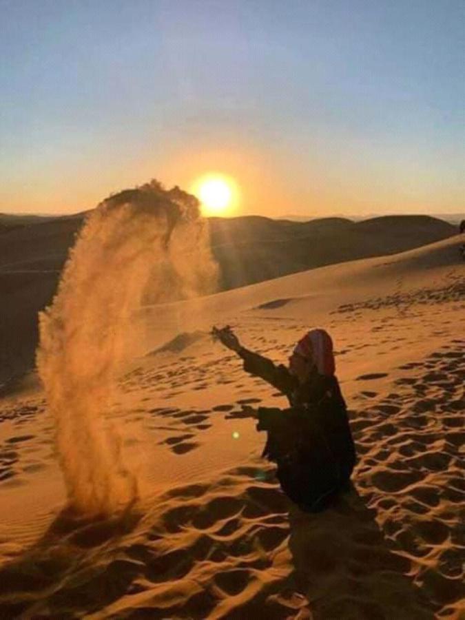 Restcamp Ergchebbi Hotel Merzouga Eksteriør billede