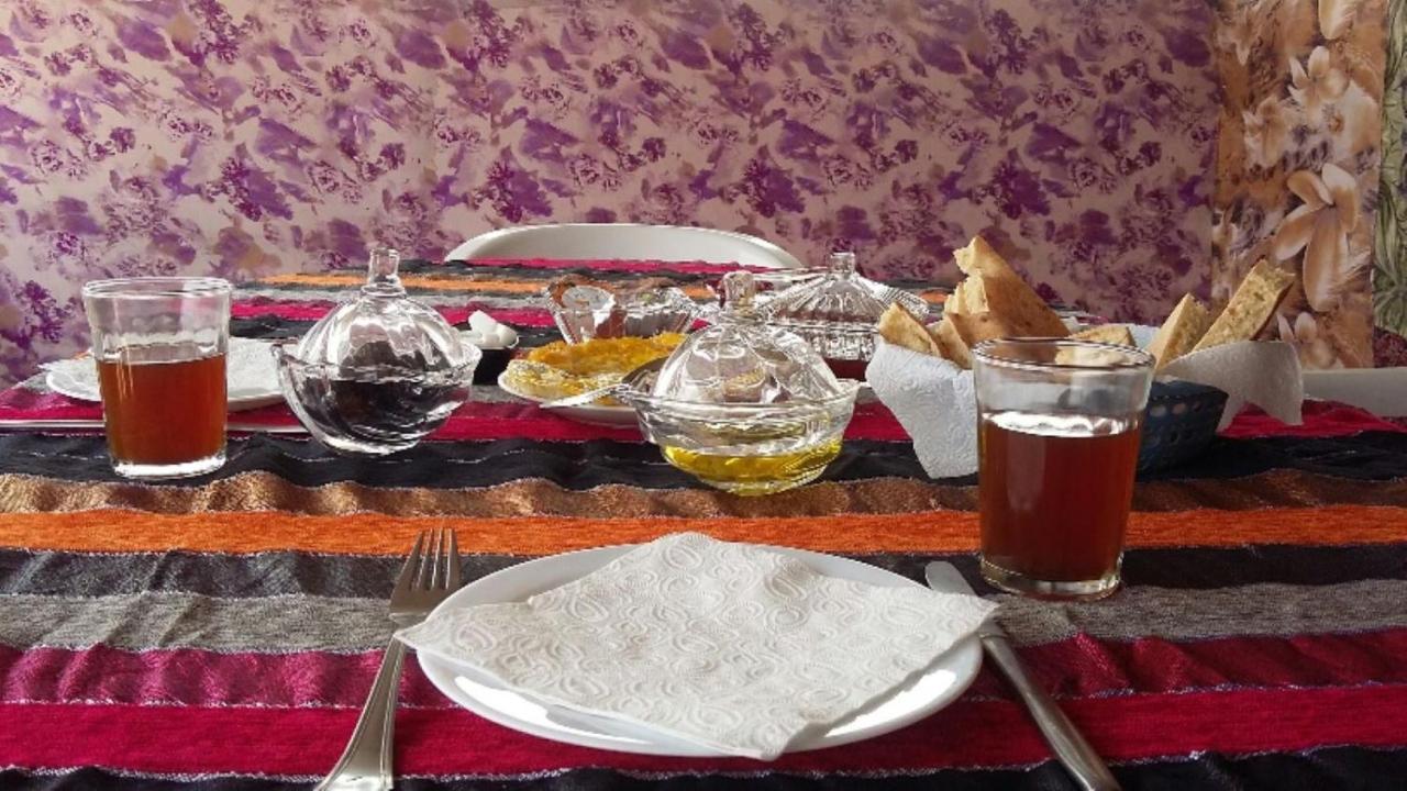 Restcamp Ergchebbi Hotel Merzouga Eksteriør billede