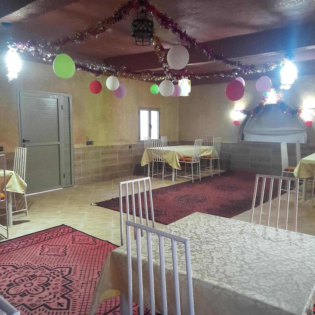Restcamp Ergchebbi Hotel Merzouga Eksteriør billede