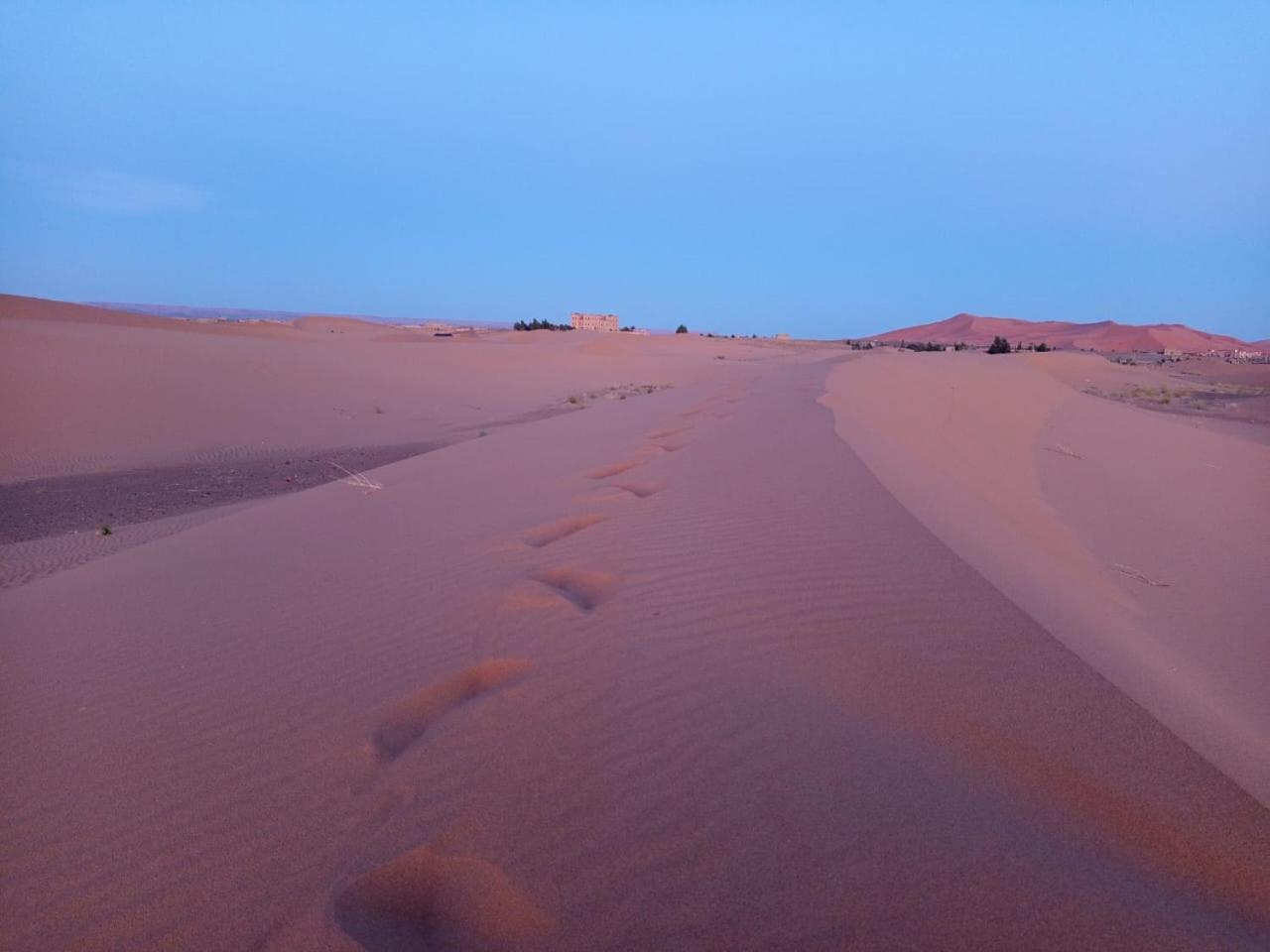 Restcamp Ergchebbi Hotel Merzouga Eksteriør billede