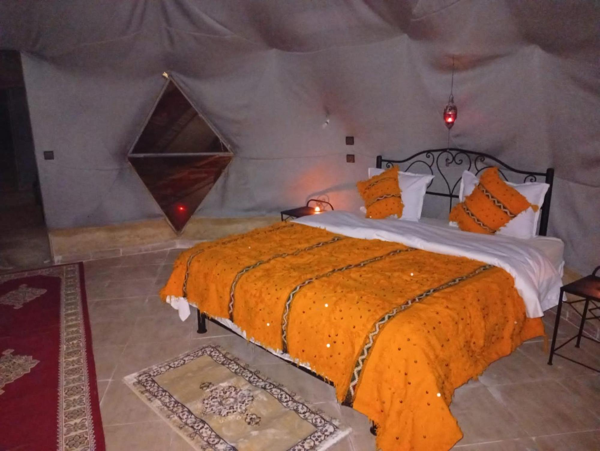 Restcamp Ergchebbi Hotel Merzouga Eksteriør billede
